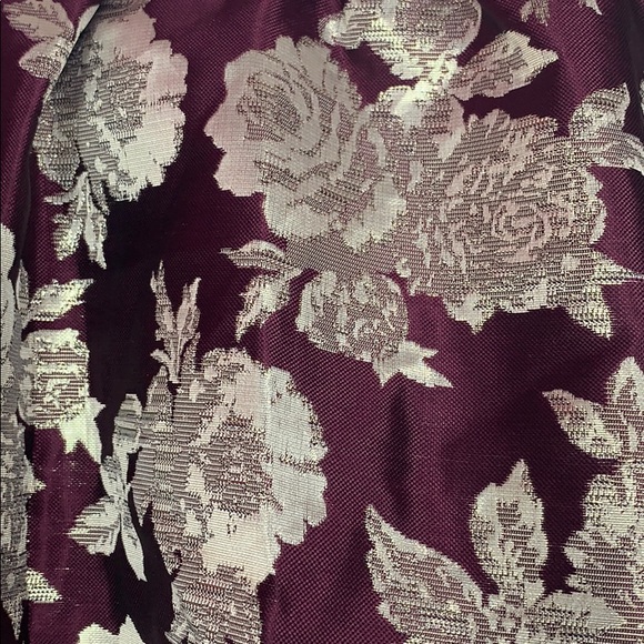 As U Wish burgundy w/ metallic roses lined skirt - Picture 2 of 8